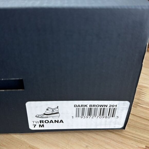 Tommy Hilfiger Roana Duck Boots- Dark Brown- Size 7 M (Medium)- NIB - Picture 9 of 9